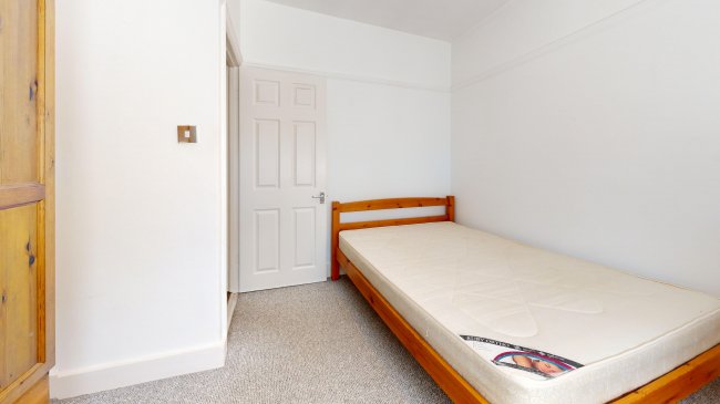 1-16 Algar Close, Isleworth, Middlesex,TW7 7AQ 9