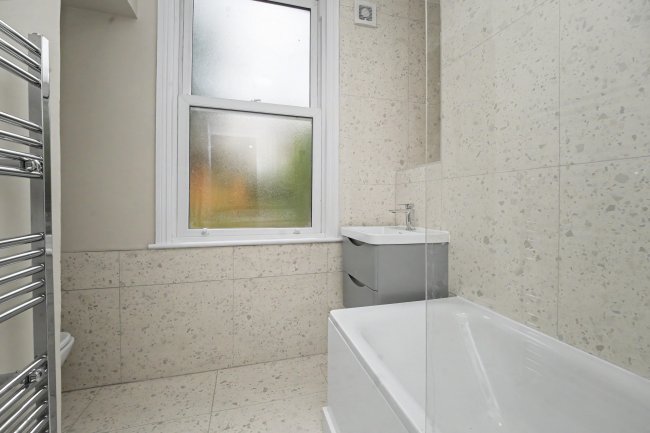 54 Narford Road, Clapton, London E5 8RD 10