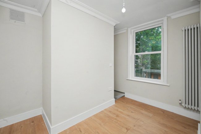 54 Narford Road, Clapton, London E5 8RD 10