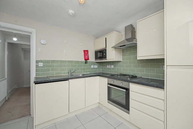 54 Narford Road, Clapton, London E5 8RD 10