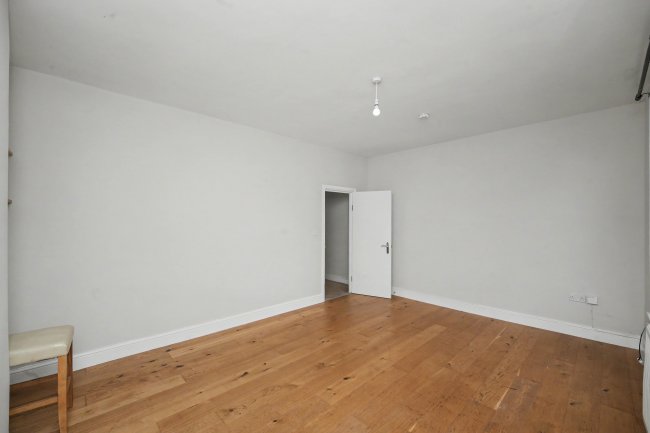 54 Narford Road, Clapton, London E5 8RD 10