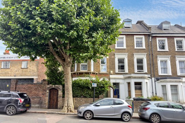 184C Iverson Road, West Hampstead, London NW6 2HL 6