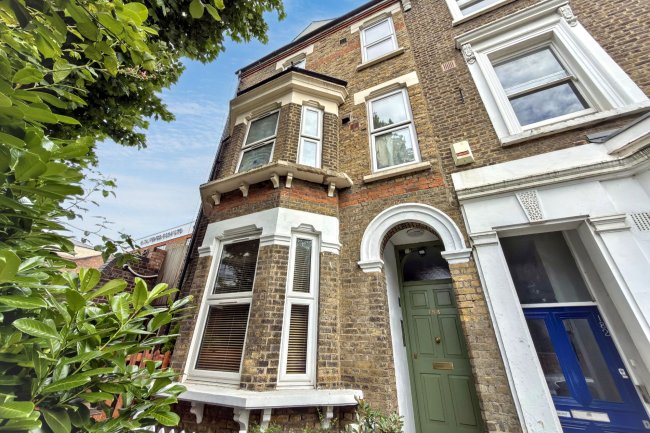 184C Iverson Road, West Hampstead, London NW6 2HL 6