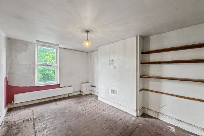 184C Iverson Road, West Hampstead, London NW6 2HL 6