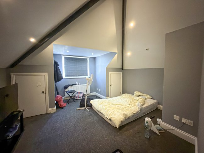 1 The Pavement, Popes Lane,  London W5 4NG 4