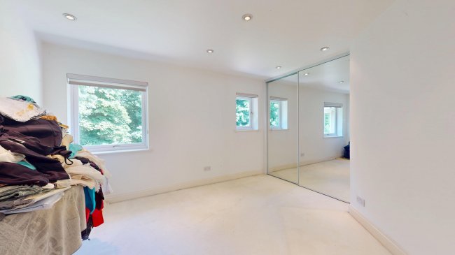 Holm Island, Kotan Drive, Wrasysbury, Staines-Upon-Thames, TW18 4TU 9