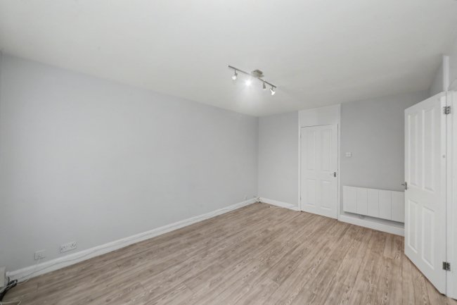 18 Tavistock Road, Bromley, Kent, BR2 0SY 7