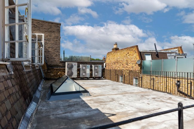 638-640 Kings Road, London, SW6 2DU 2