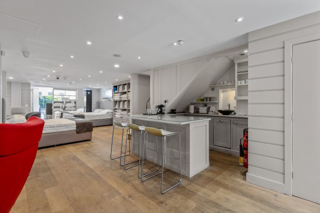 638-640 Kings Road, London, SW6 2DU 2