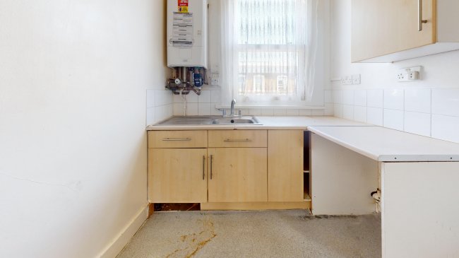 Flat 3, 21 Burlington Gardens, Acton, London, W3 6BA 7