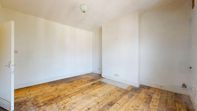 Flat 3, 21 Burlington Gardens, Acton, London, W3 6BA 7
