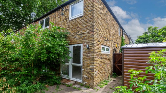 4 Coaldale Walk, Dulwich, London, SE21 8LZ 10