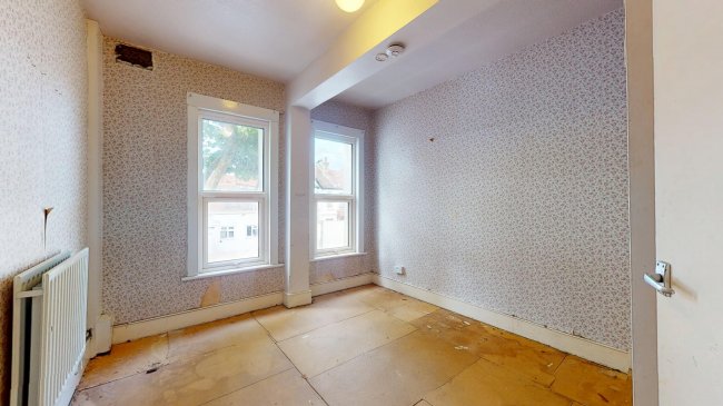 24 Central Park Road, East Ham, London, E6 3DY 8