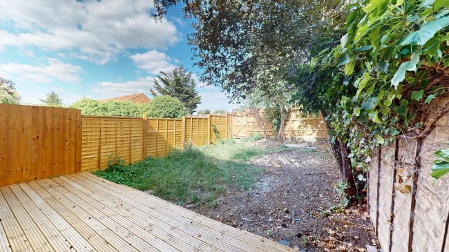 21 Longworth Close, Thamesmead, London, SE28 8PE 7
