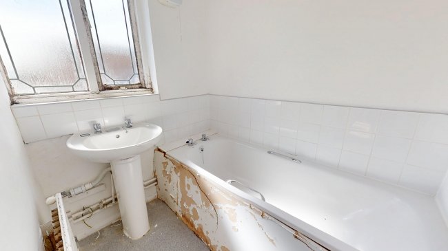 21 Longworth Close, Thamesmead, London, SE28 8PE 7