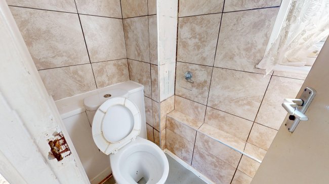 21 Longworth Close, Thamesmead, London, SE28 8PE 7