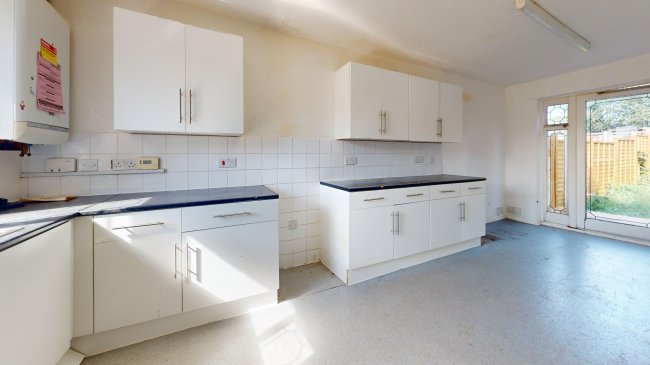 21 Longworth Close, Thamesmead, London, SE28 8PE 7