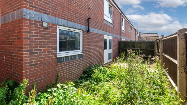 26 Essex Road, Willesden, London, NW10 9PD 2