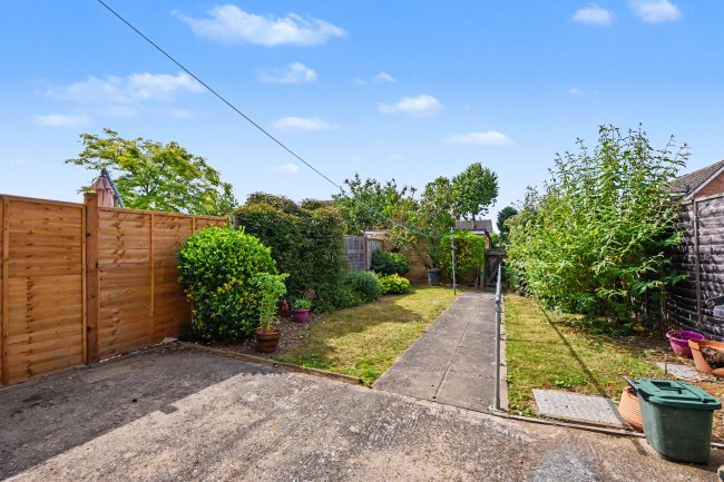 184 Maltings Lane, Witham, Essex, CM8 1JN 4