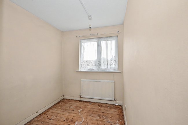 184 Maltings Lane, Witham, Essex, CM8 1JN 4