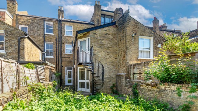 Flat A, 13 Chantrey Road, Brixton, London, SW9 9TD 9
