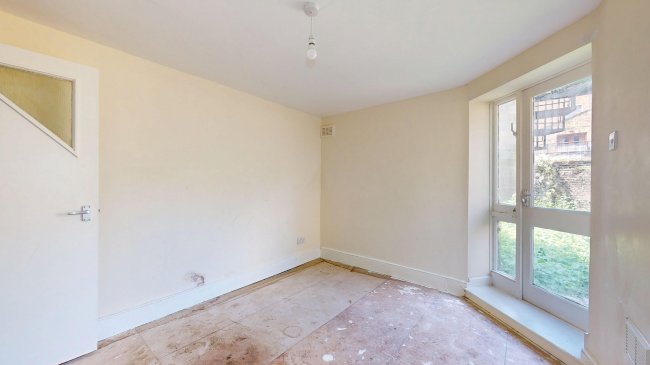 Flat A, 13 Chantrey Road, Brixton, London, SW9 9TD 9