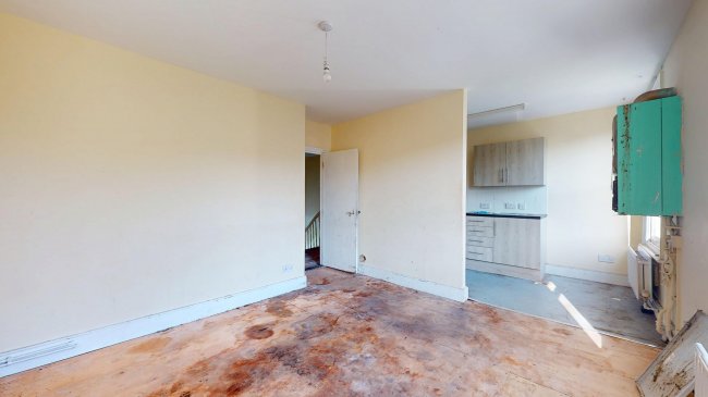 Flat C, 276 Amhurst Road, Stoke Newington, London, N16 7UP 3
