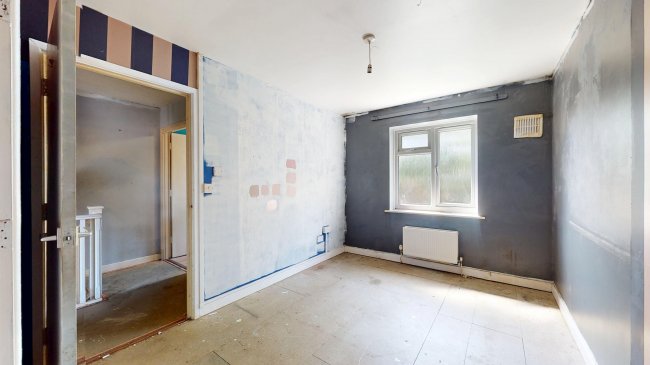 5 Sydney Road, Feltham, TW14 9BF 3