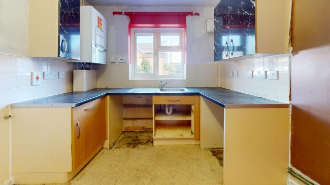 5 Sydney Road, Feltham, TW14 9BF 3
