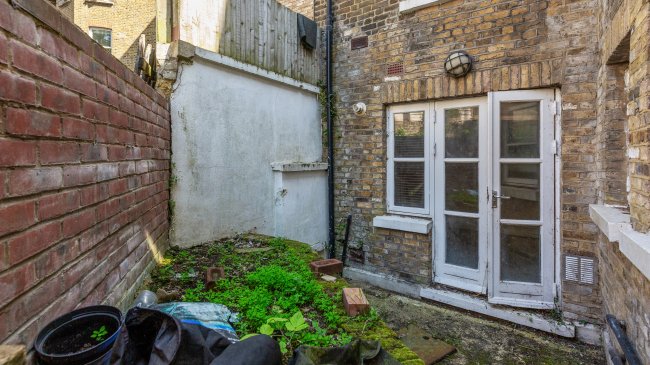 Flat D, 83 Landor Road, Clapham, London, SW9 9RT 1