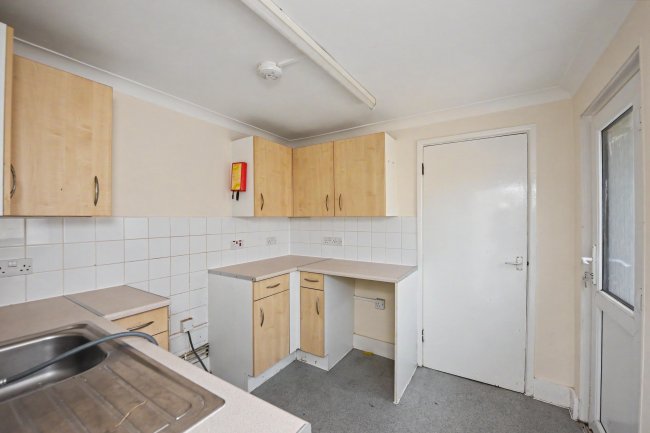 13A & 13B Key Road, Clacton-on-Sea, Essex, CO15 3DA 2