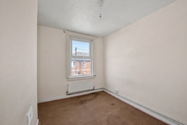 13A & 13B Key Road, Clacton-on-Sea, Essex, CO15 3DA 2