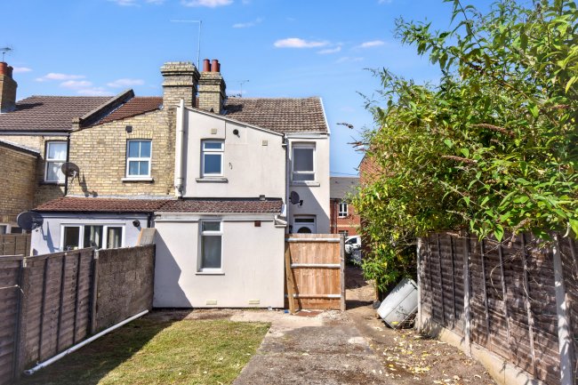 13A & 13B Key Road, Clacton-on-Sea, Essex, CO15 3DA 2