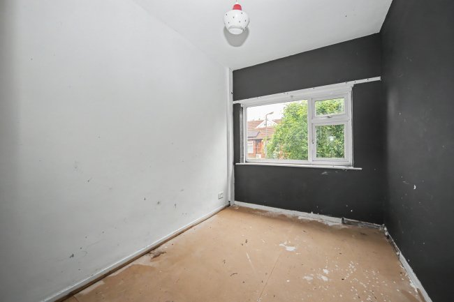 5 Park Close, Whitefield, Manchester M45 7EJ 3