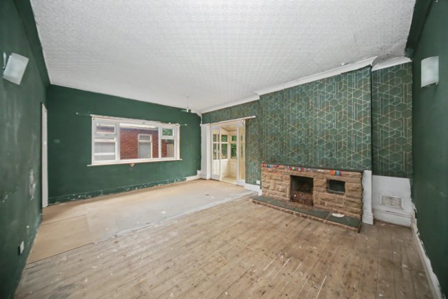 5 Park Close, Whitefield, Manchester M45 7EJ 3