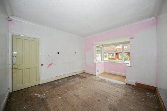 5 Park Close, Whitefield, Manchester M45 7EJ 3