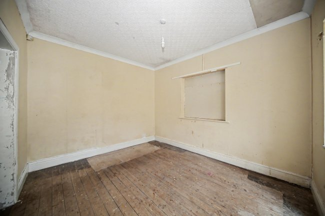 5 Park Close, Whitefield, Manchester M45 7EJ 3