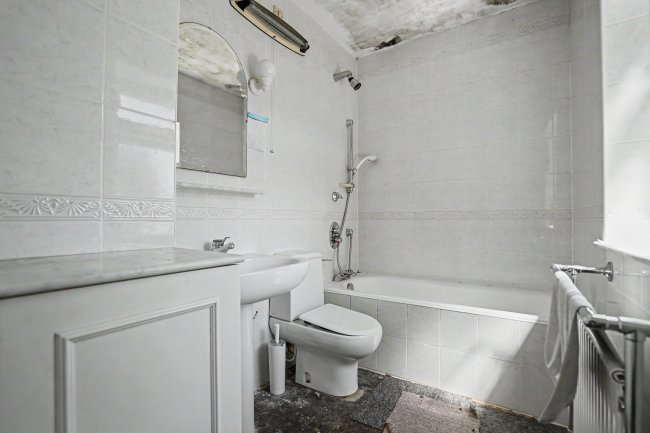 10 Ryecotes Mead, Dulwich, London SE21 7EP 5