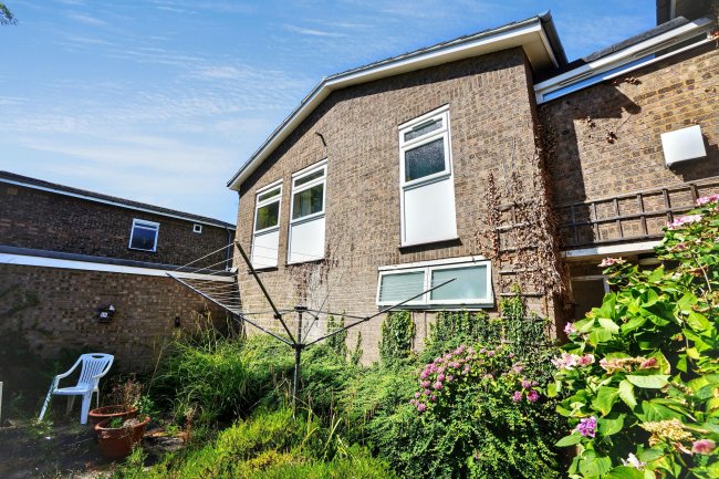 10 Ryecotes Mead, Dulwich, London SE21 7EP 5