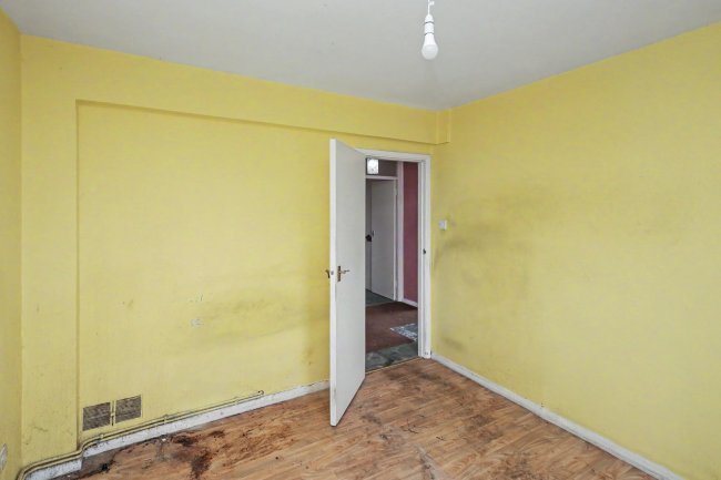Flat 6, Charles Allen House, 22 Amwell Street, Clerkenwell, London EC1R 1XU 9