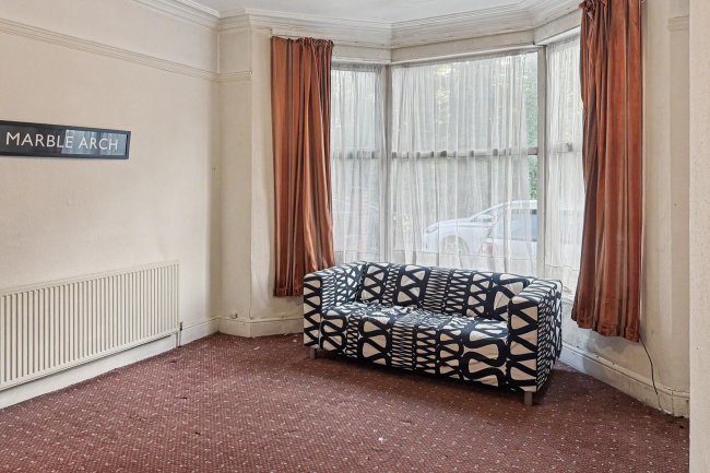 120 Yardley Wood Road, Birmingham B13 9JE 3