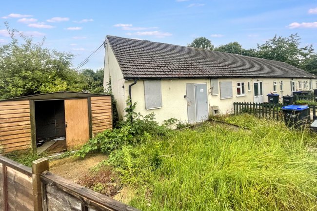 8 Little Englands, Chippenham, Wiltshire, SN15 3DP 3