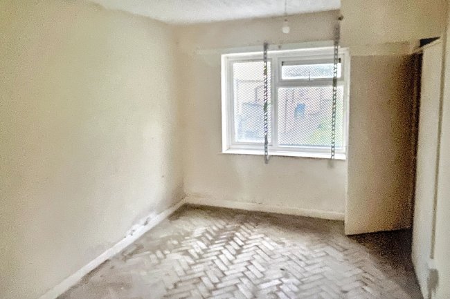 8 Little Englands, Chippenham, Wiltshire, SN15 3DP 3