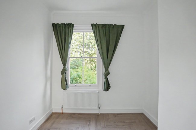 Flat 3, 23 Charleville Circus, Crystal Palace, London SE26  6NR 4
