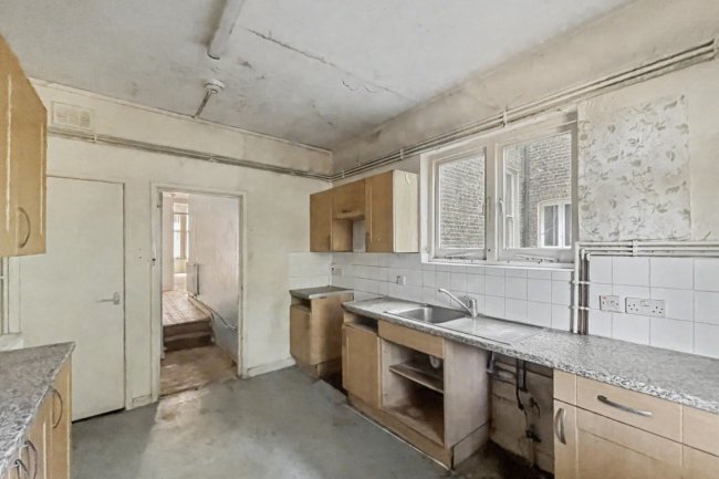 4b Longridge Road, Earl's Court, London SW5 9SL 5