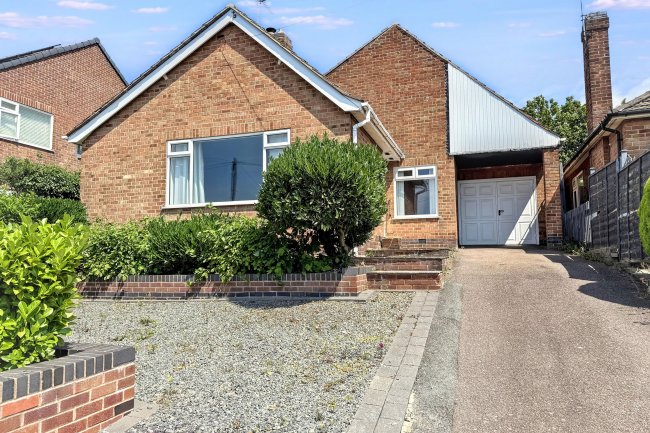 11 Spring Cl, Shepshed, Loughborough LE12 9JD