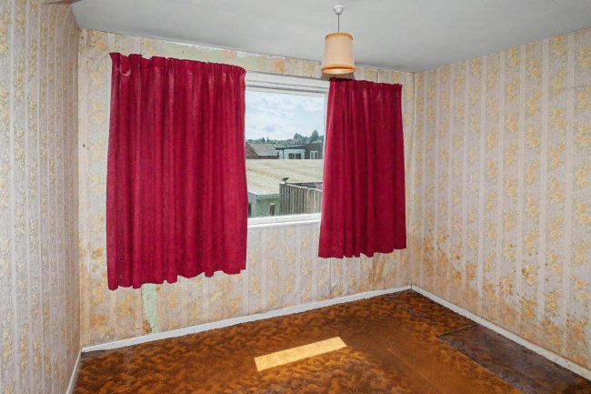 17 Listerdale, Liversedge, WF15 6EN 4