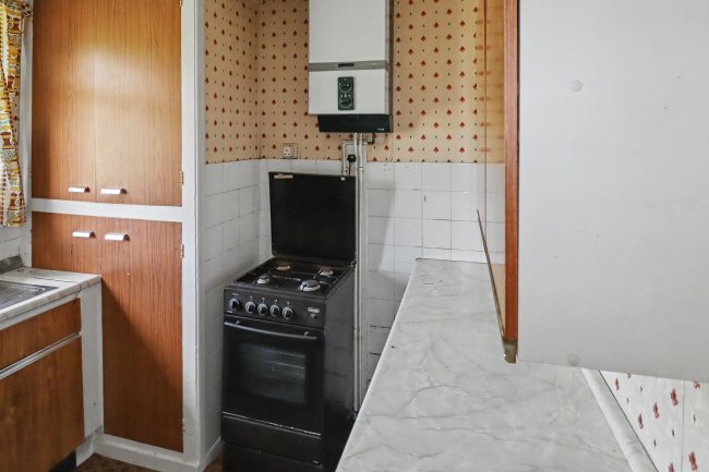 17 Listerdale, Liversedge, WF15 6EN 4