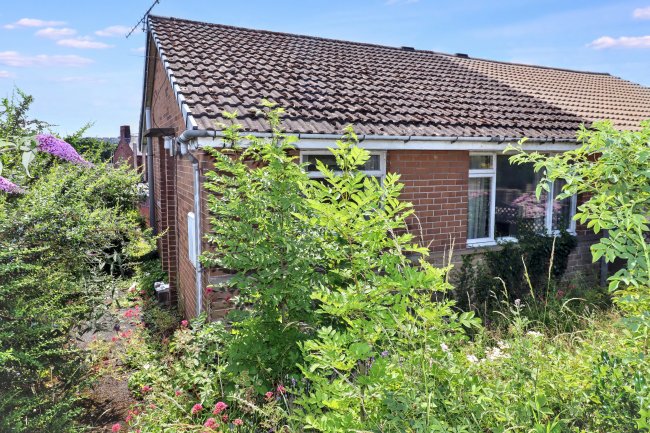 17 Listerdale, Liversedge, WF15 6EN 4