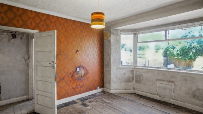 48 Berkeley Close, Ruislip, Middlesex, HA4 6LE 7